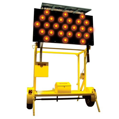 Gran flechero tipo remolque que facilita sea transportado a zonas alejadas o de difícil acceso, empleado para todo tipo de obras en carreteras o desastres naturales