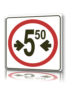 Señalamiento fabricado en lámina galvanizada cal. 16, cuenta con esquinas redondeadas, acabado en fondo reflejante grado ingeniería