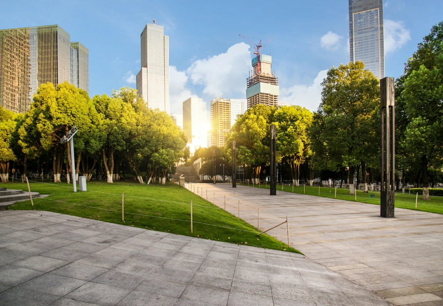 Cómo Enverdecer las Ciudades con Mobiliario Urbano y Espacios al Aire Libre